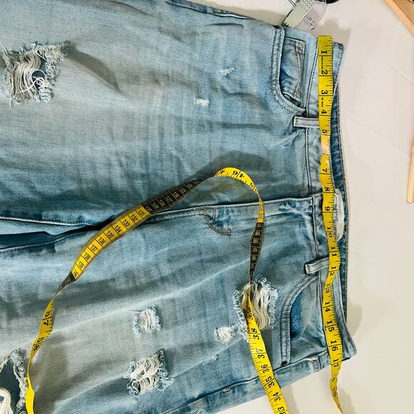 Sold - Picture 6 of 9